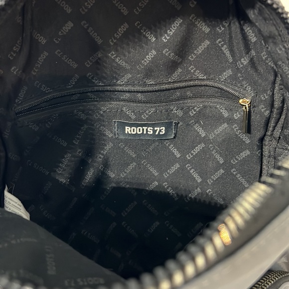 Roots 73 Chelsea Backpack - Picture 4 of 8